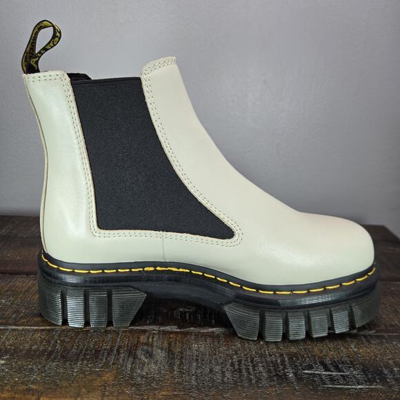 NEW Dr Martens Audrick Chelsea Boot Womens Size 10 Leather Platform Boot Taupe - Picture 8 of 11